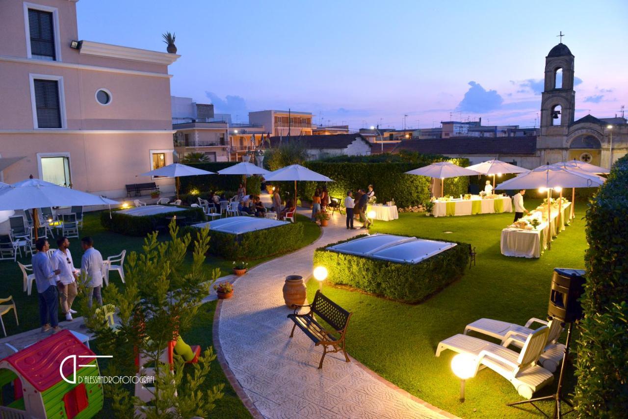 Hotel D'Altavilla Canosa di Puglia Exterior foto